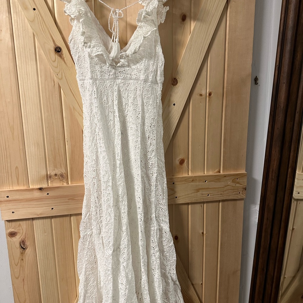 Polo Ralph Lauren Embroidered Eyelet Linen Dress - Picture 5 of 6